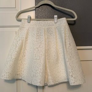 Express Pleated Lace Skirt